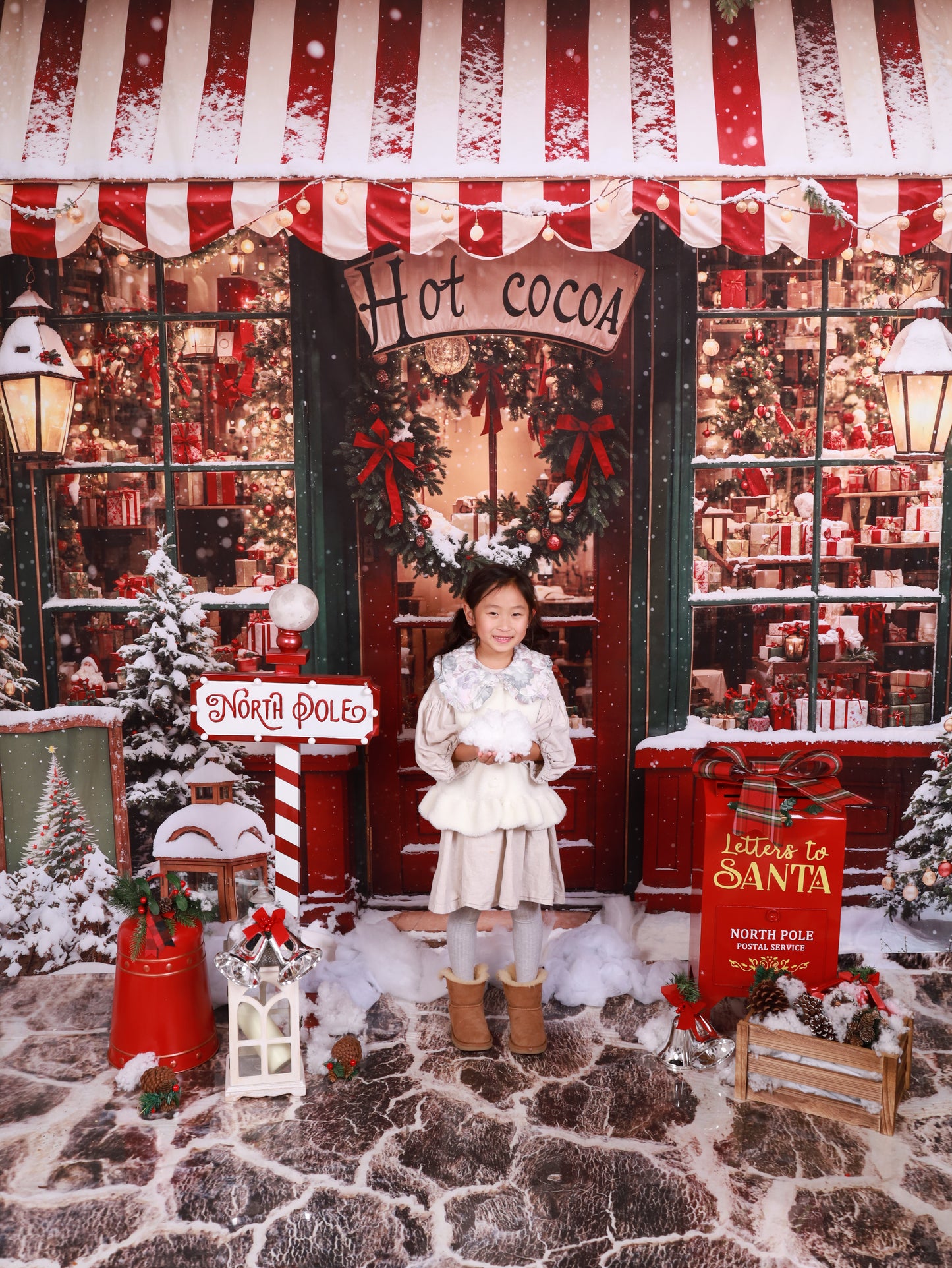 Room Seasons (Christmas Theme)